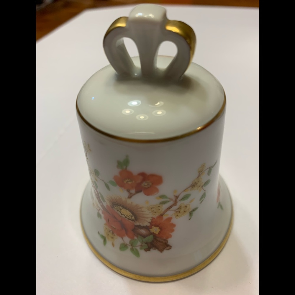 Danbury Mint Kaiser Bell